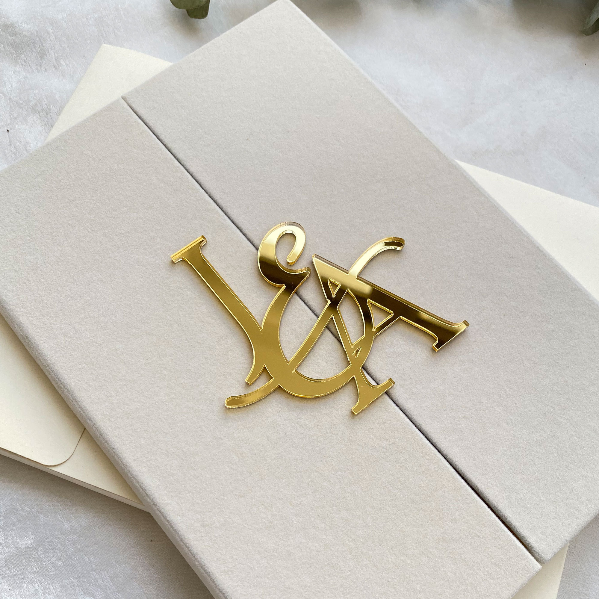 Customized Wedding Invitation Design, Size, Birthday Invitation, Thank-you Card, Postcard, Acrylic Hot Stamping Process