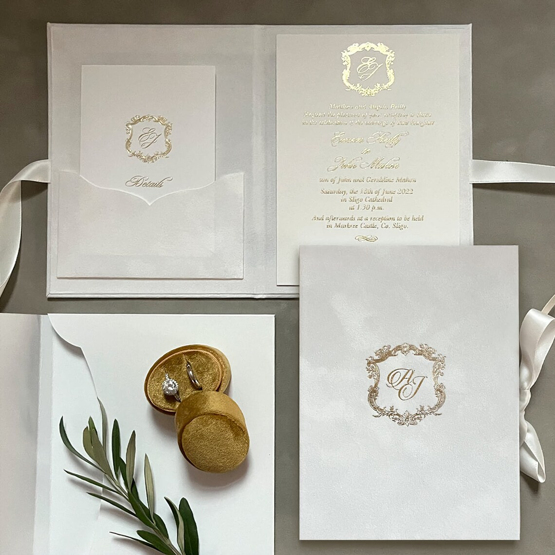 White Velvet Folio Hardcover Wedding Invitations Card Monogram RSVP Envelope Modern Couples Mariage Celebration Party
